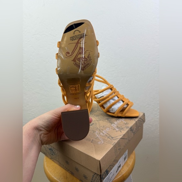 NIB Free People Colette Cinched Orange Sandals, size EU 39.5 or US 8.5 - Picture 5 of 10